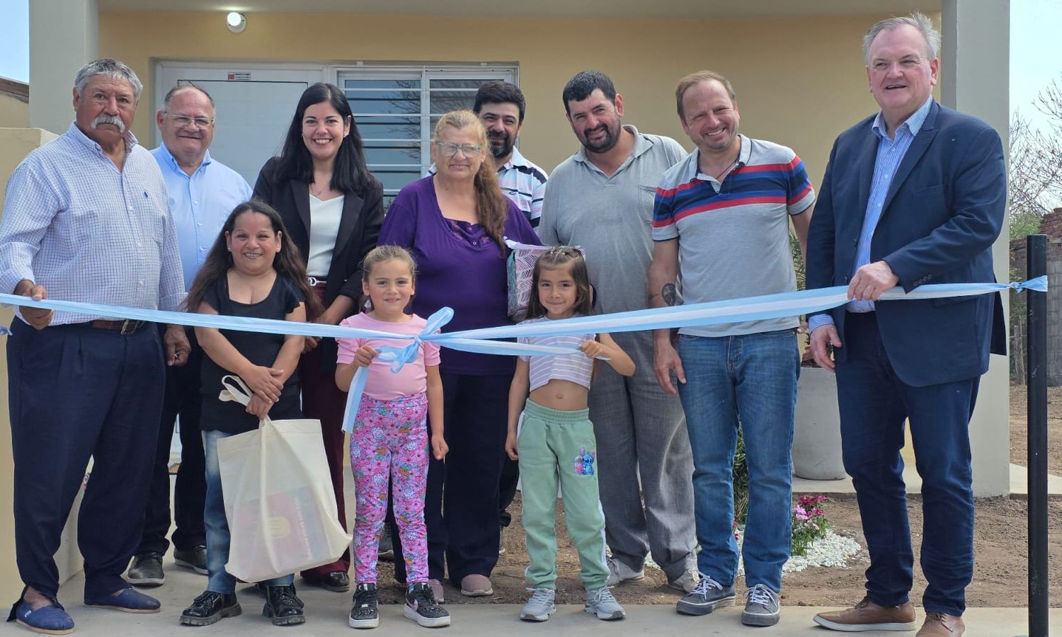 Michlig y Crivelli visitaron San Guillermo para inaugurar viviendas y recorrer obras en marcha